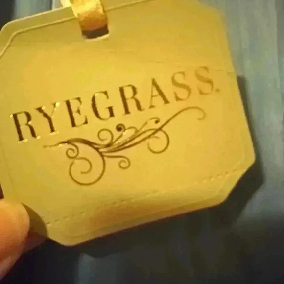 Elegant Green Maxi Dress - Picture 9 of 12